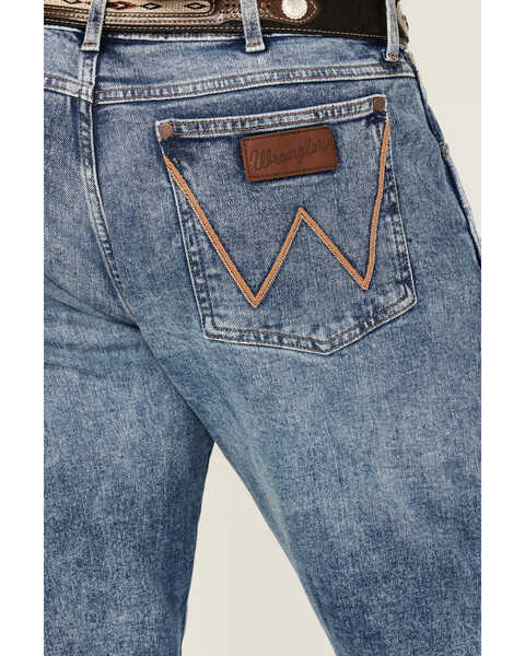 Image #4 - Wrangler Retro Men's Medium Wash Applewood Slim Straight Stretch Denim Jeans , Medium Wash, hi-res