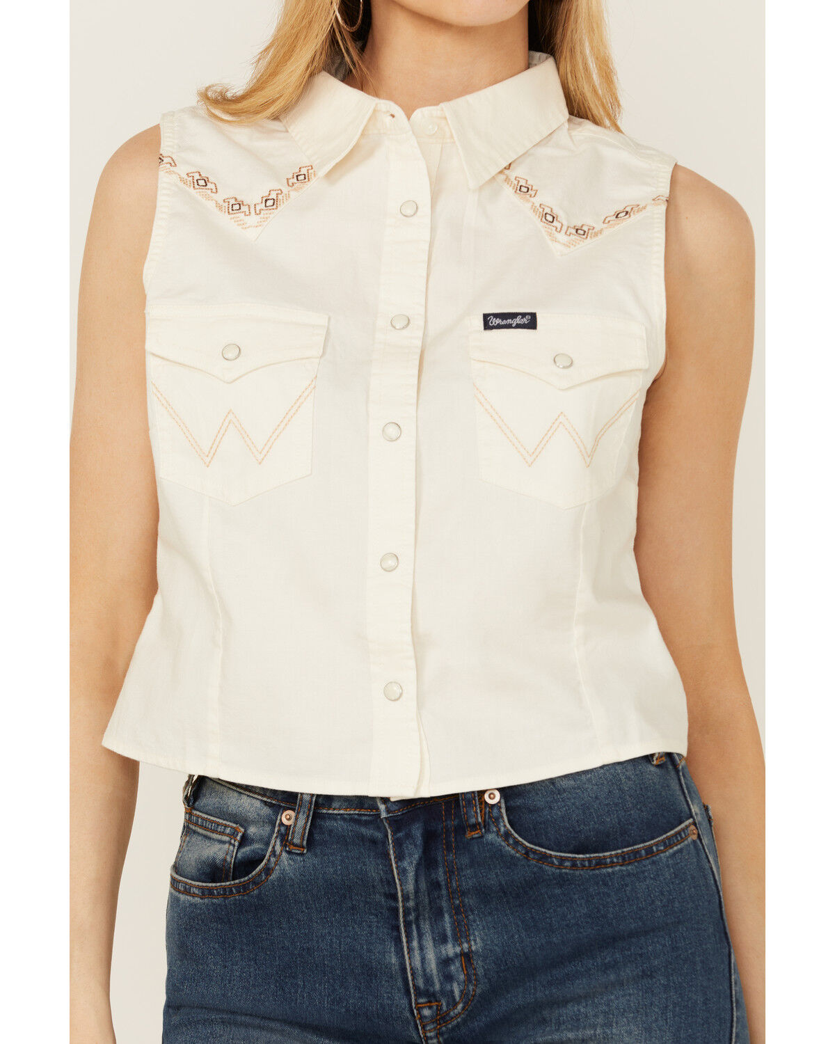 Image #4 - Wrangler Retro Women's Embroidered Sleeveless Snap Western Shirt, Cream, hi-res