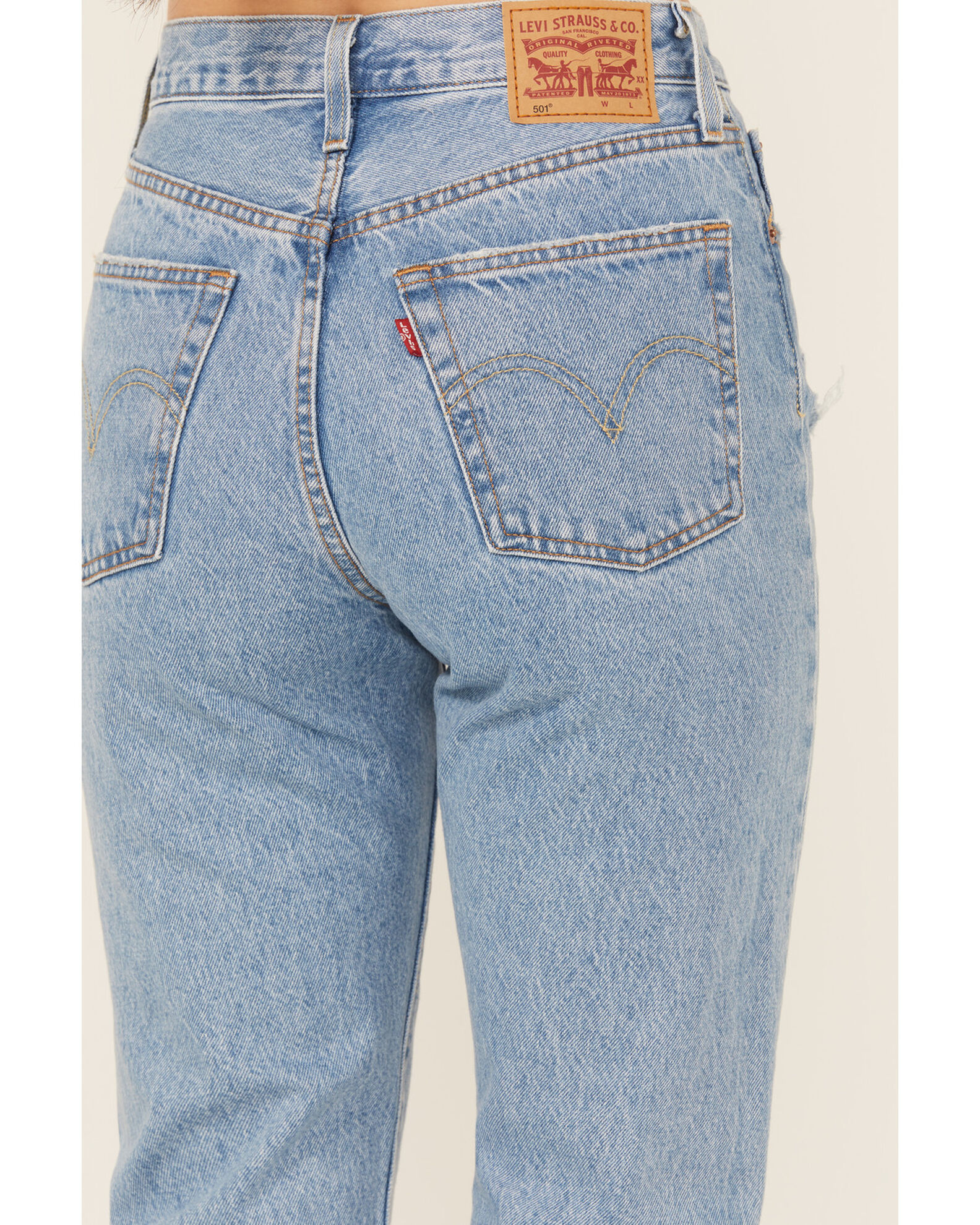 Image #4 - Levi's Women's 501® Original Lane Change Light Wash High Rise Straight Denim Jeans, Light Wash, hi-res