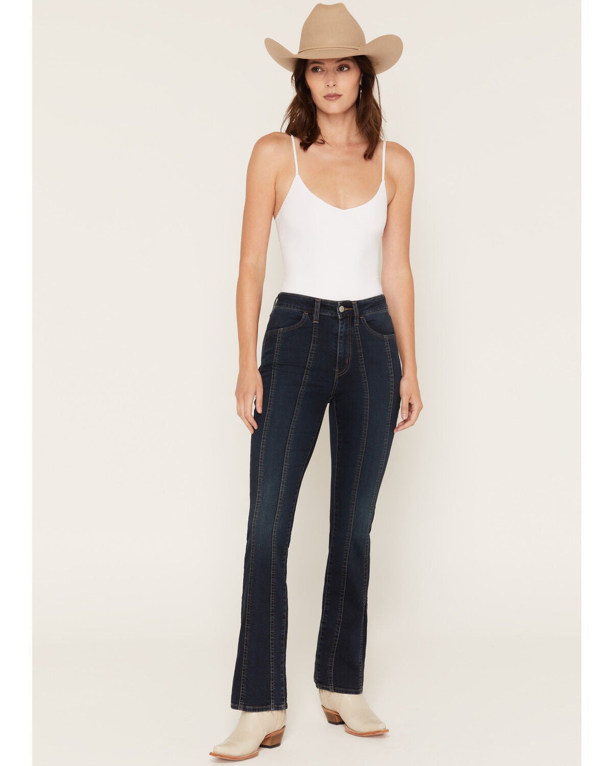 Image #1 - Levi's Women's 725 Dark Wash High Rise Seamed Bootcut Stretch Denim Jeans, Dark Wash, hi-res