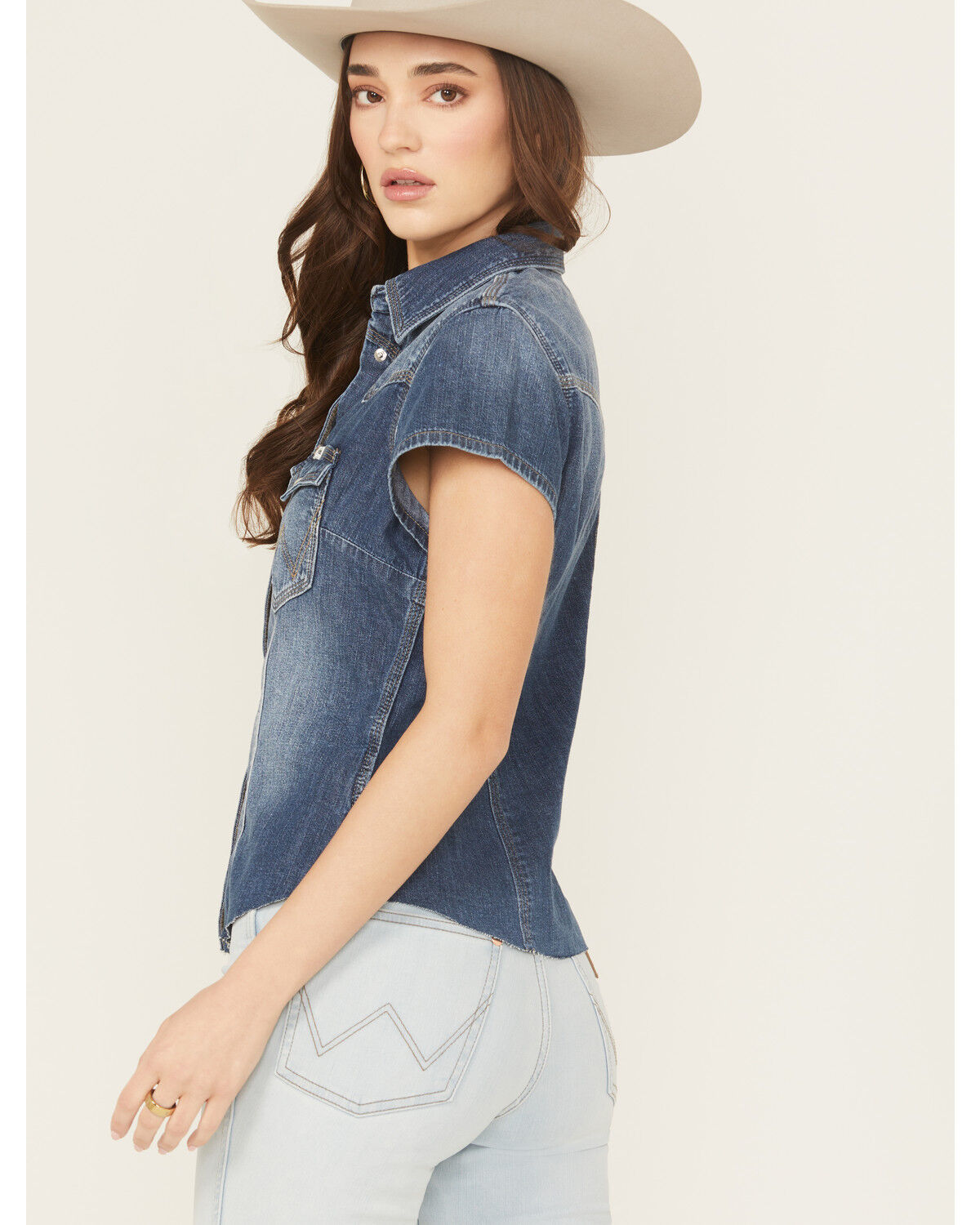 Image #4 - Wrangler Women's Modern Denim Short Sleeve Snap Shrunken Western Shirt, Blue, hi-res