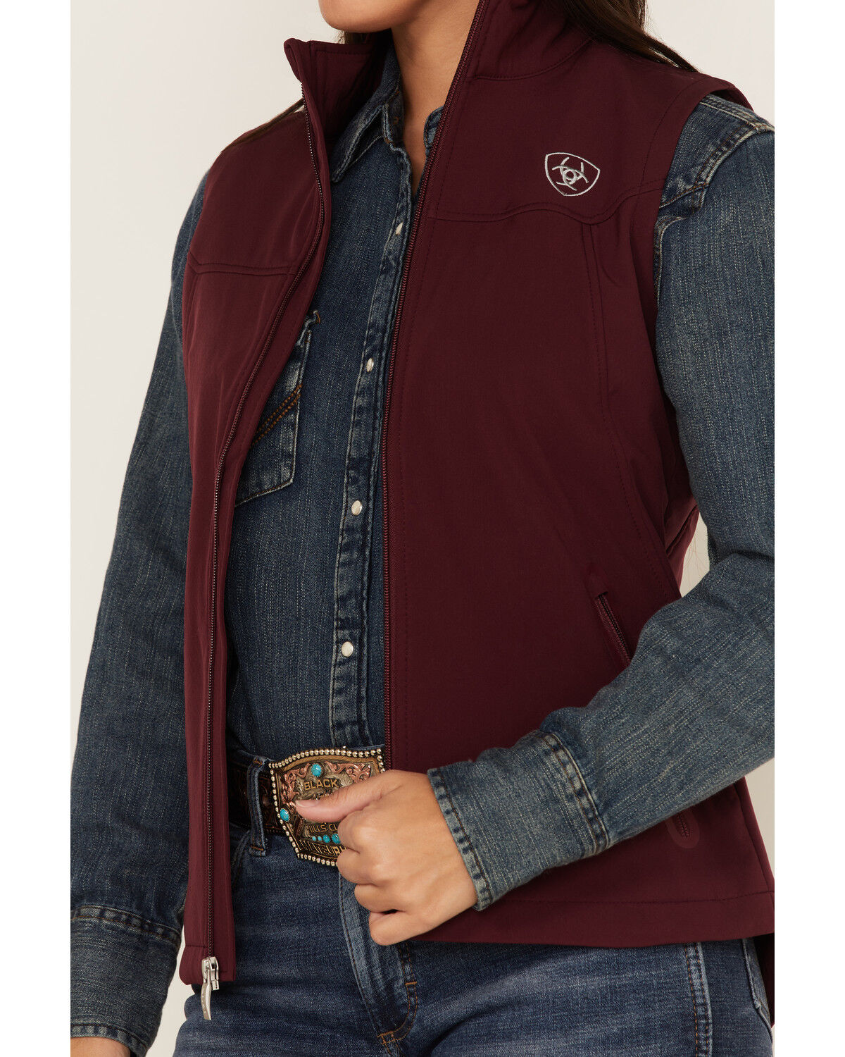 Image #3 - Ariat Women's Logo Embroidered New Team Softshell Vest, , hi-res