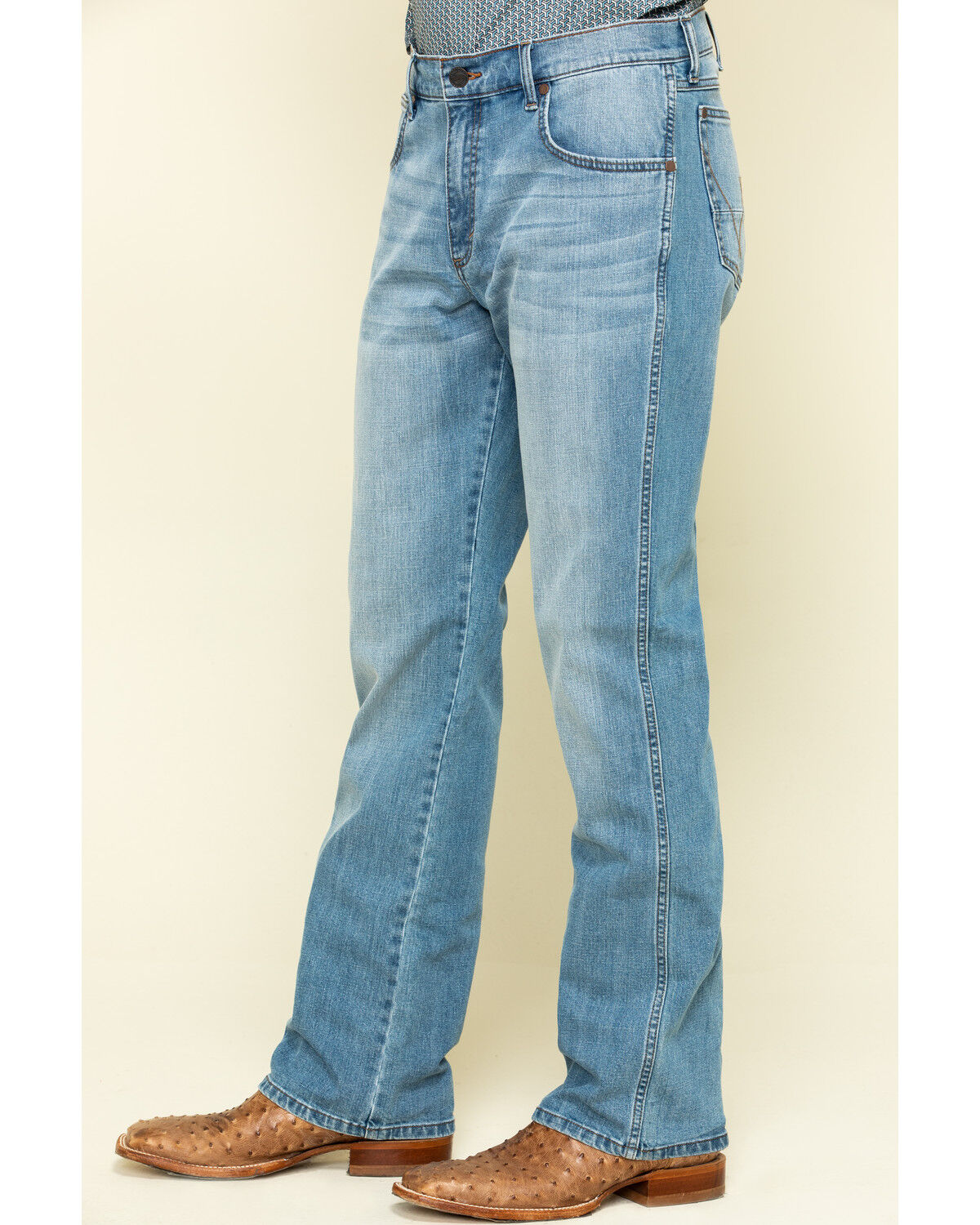 mens wrangler relaxed boot cut jeans