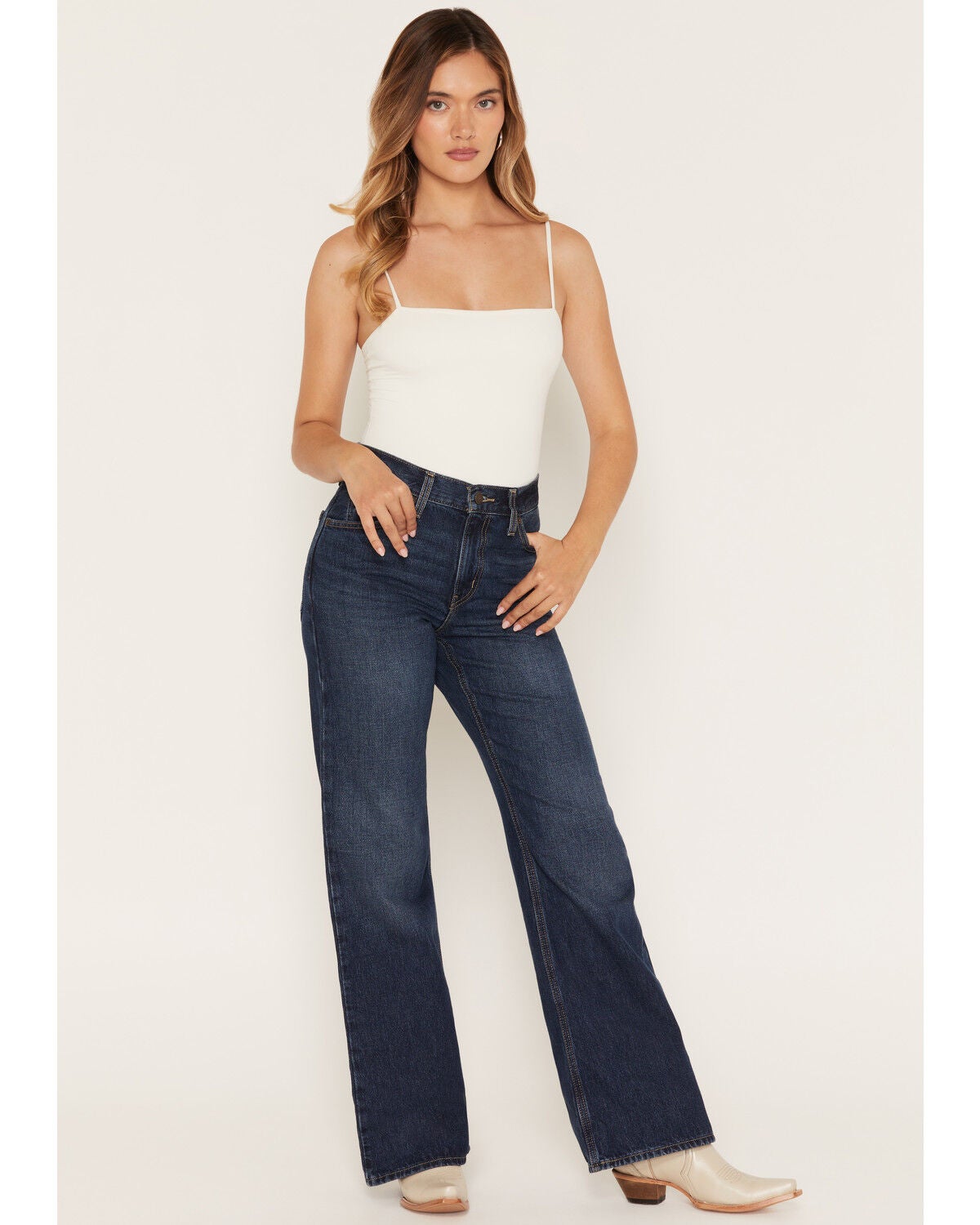 Levi's Women's Medium Wash High Rise Cinch Baggy Lightweight Denim Jeans, Dark Wash, hi-res