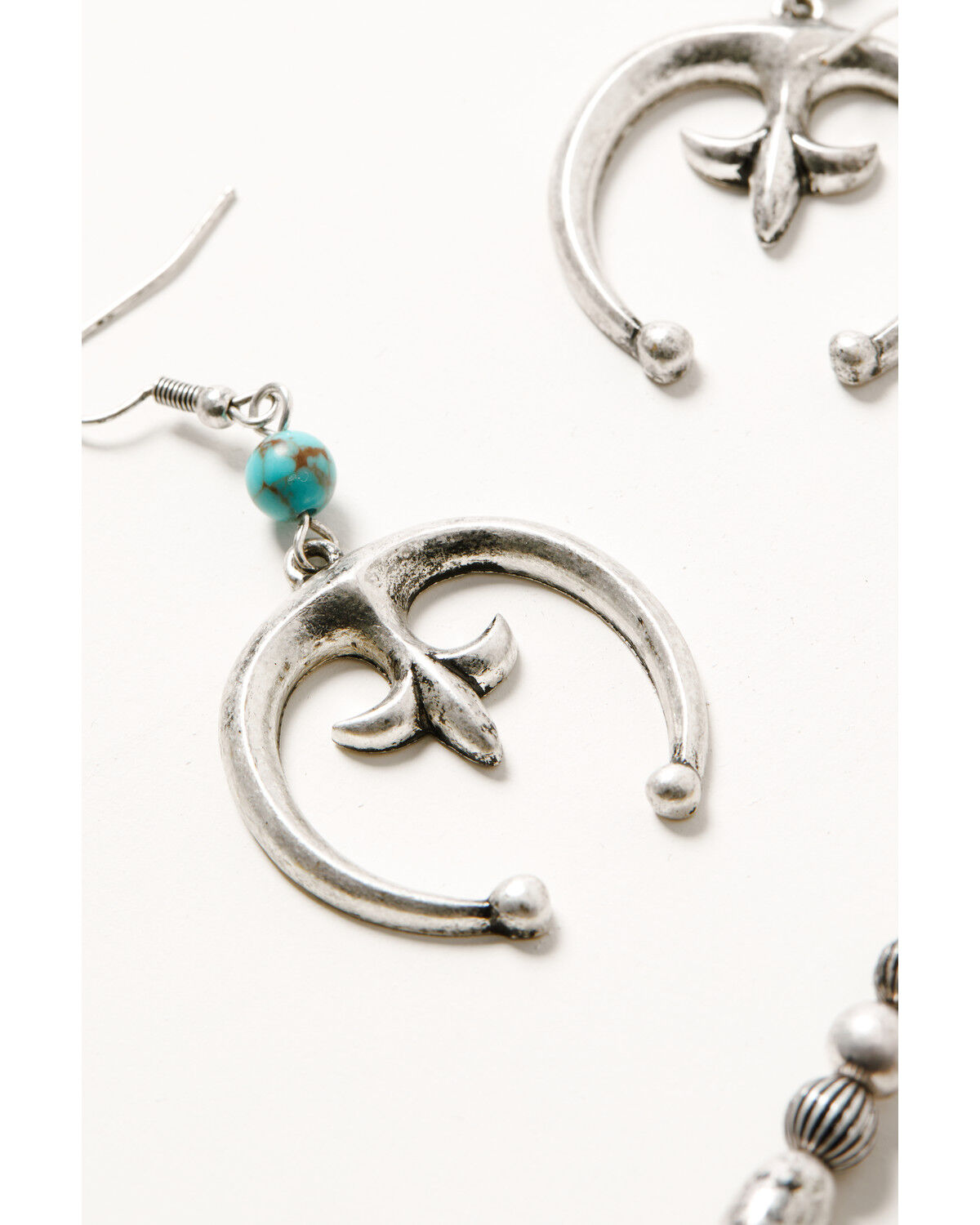Image #3 - Shyanne Women's Rodeo Sunset Squash Blossom Jewelry Set - 2 Piece, Silver, hi-res