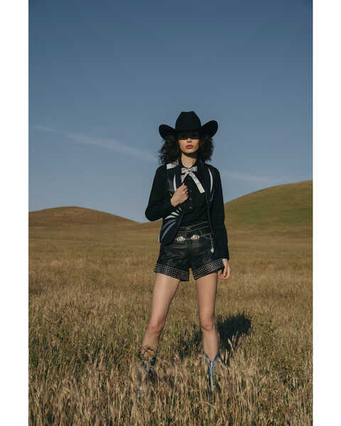 Image #1 - Understated Leather Women's Contrast Leather Bonnie Vest, Black, hi-res