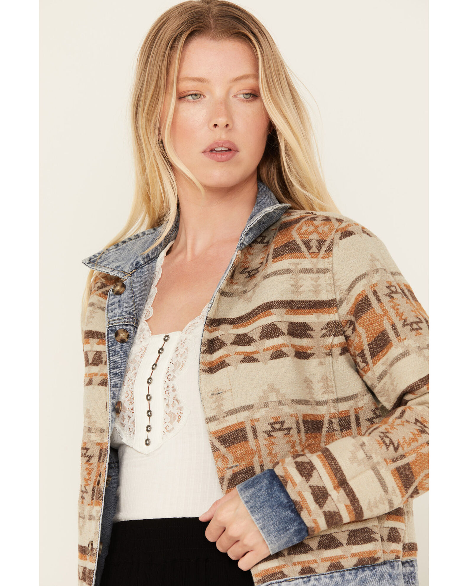 Idyllwind Women s Barton Reversible Denim Blanket Jacket Sheplers