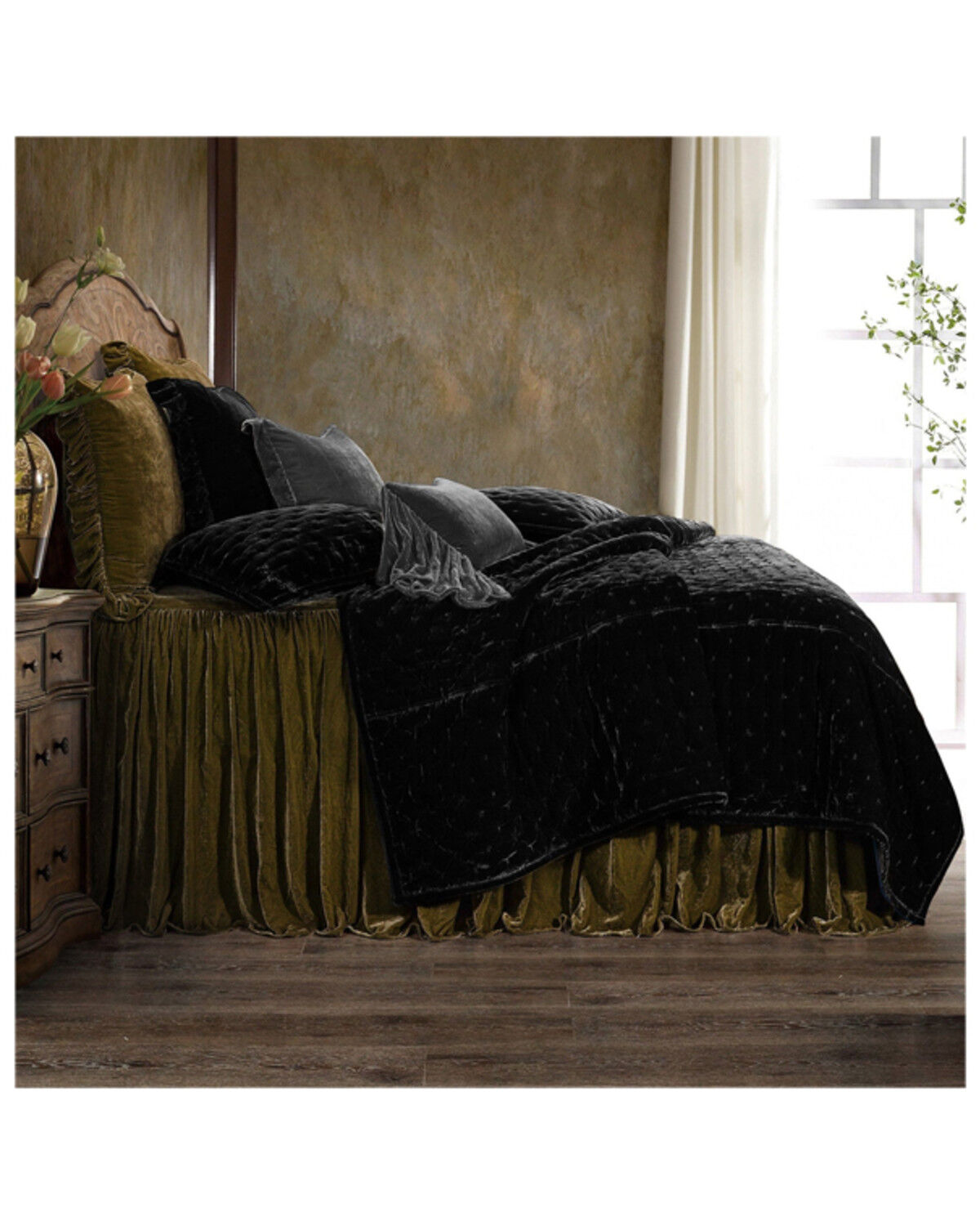 Image #1 - HiEnd Accents Green Stella Faux Silk & Velvet King 3-Piece Bedspread Set, Green, hi-res