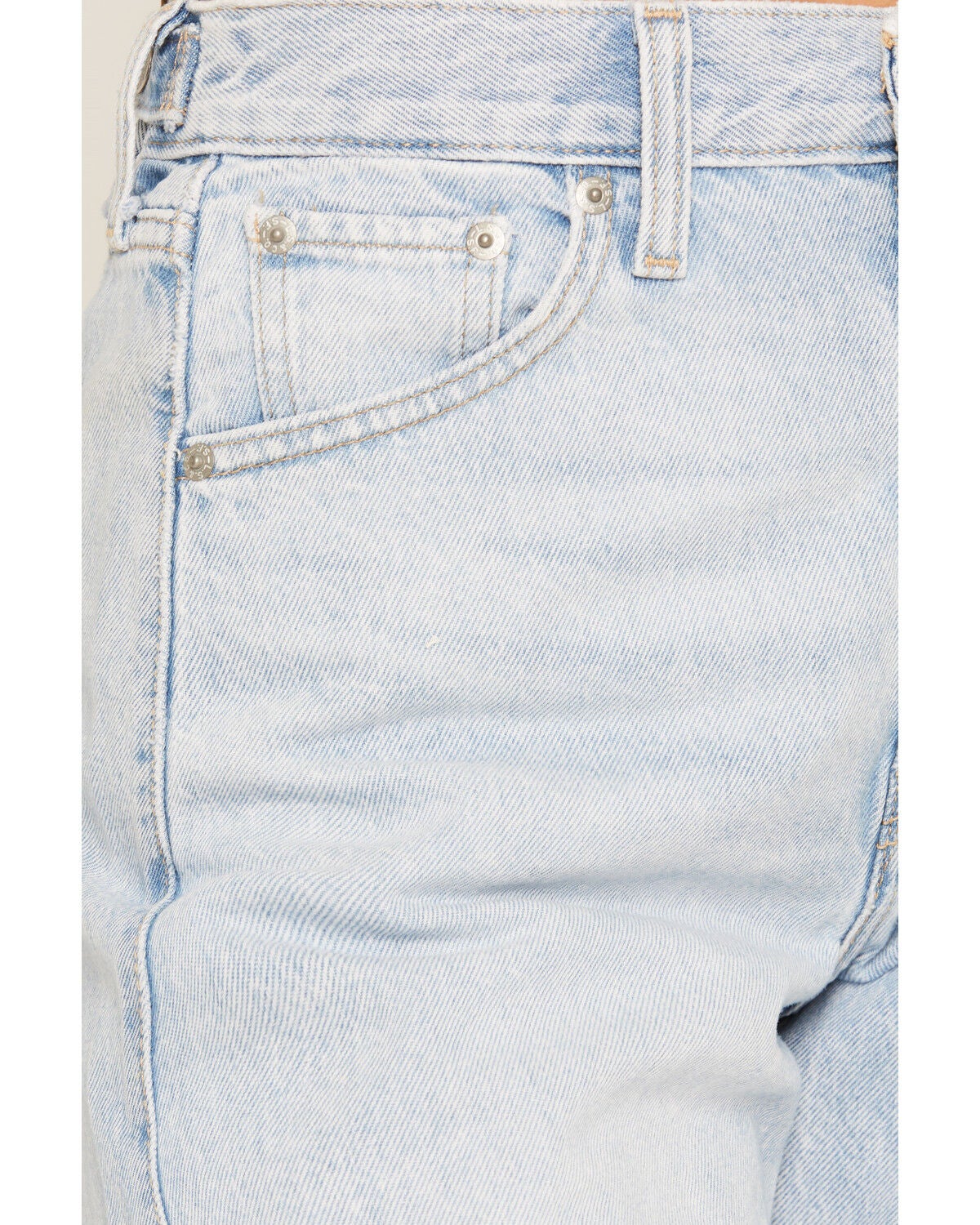 Image #2 - Levi's Women's Light Wash High Rise Cinch Barrel Denim Jeans, Light Wash, hi-res