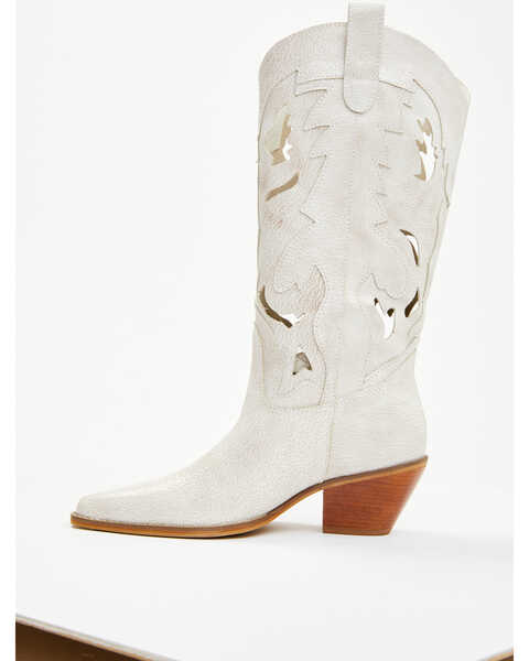 Image #3 - Matisse Women's Alice Western Boots - Snip Toe , White, hi-res