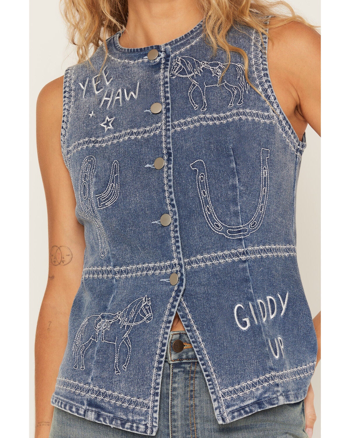 Image #3 - Blue B Women's Boot Barn Exclusive Embroidered Western Motif Denim Top, Medium Wash, hi-res