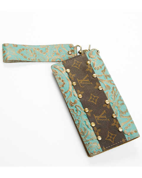 Keep it Gypsy Women's Fallon Tooled Wristlet Wallet, Turquoise, hi-res