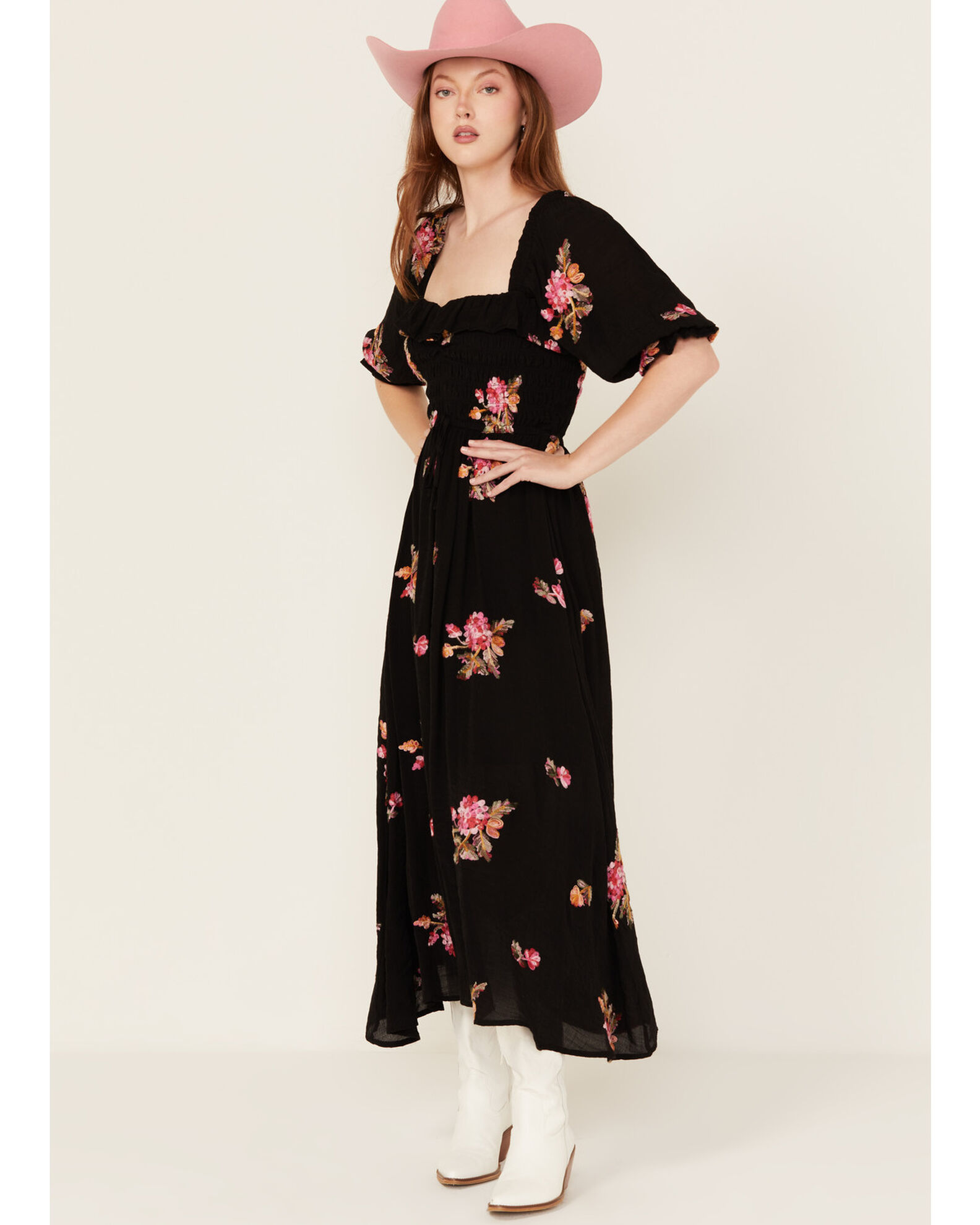 Wild Moss Women s Floral Embroidered Midi Dress Sheplers
