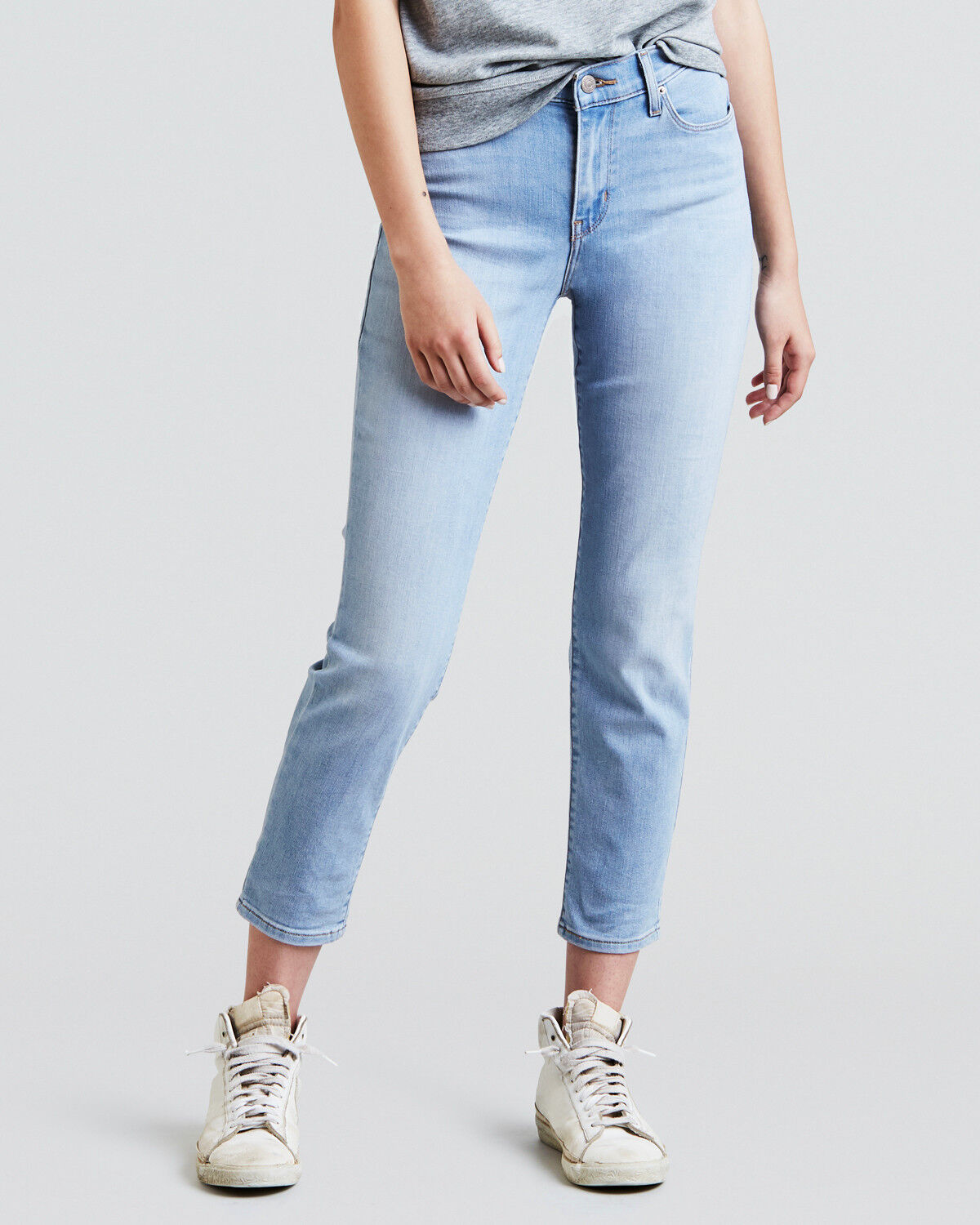 Levi's Women's Classic Crop Hotsell, 60% OFF | www.ilpungolo.org