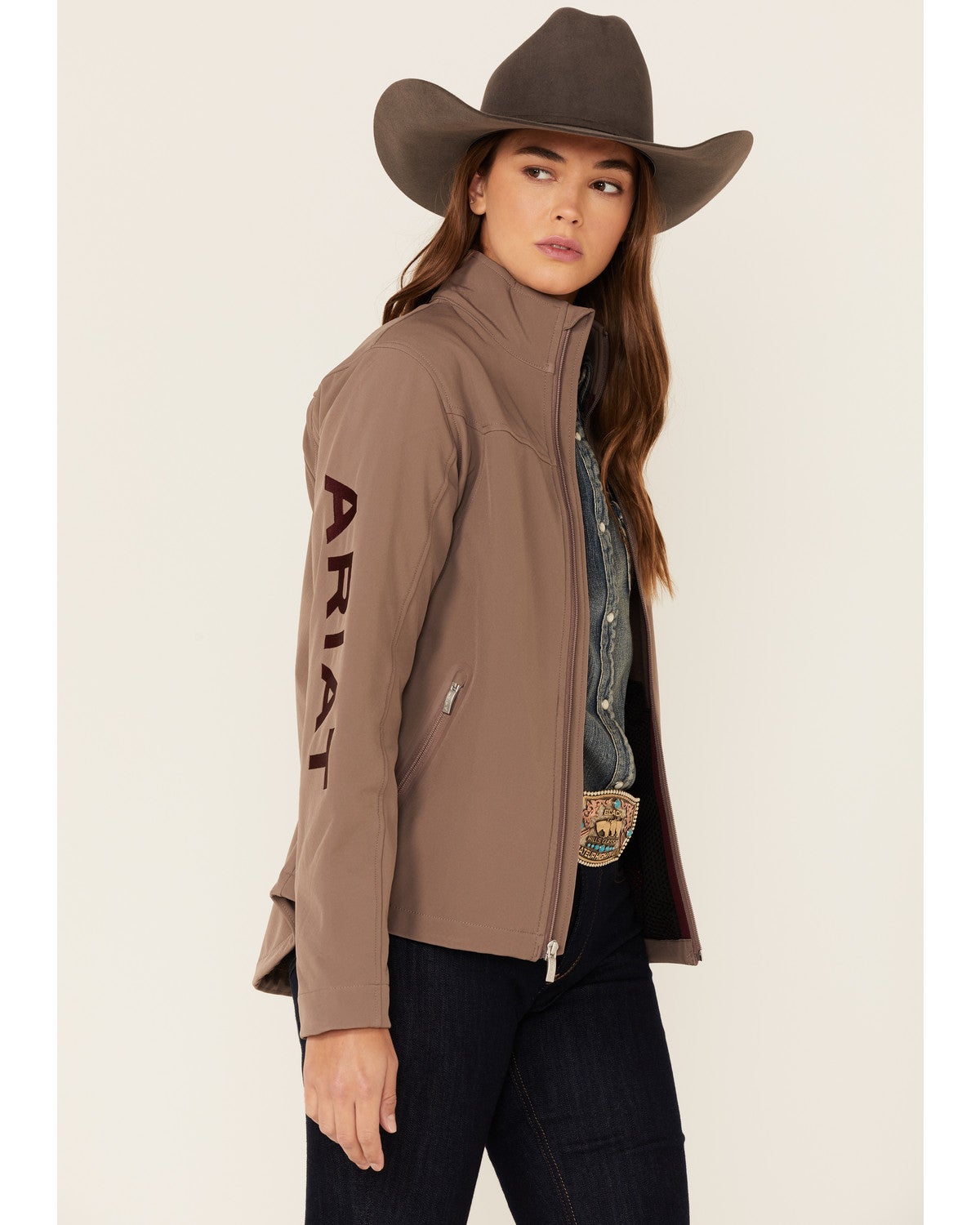 ariat burgundy softshell jacket