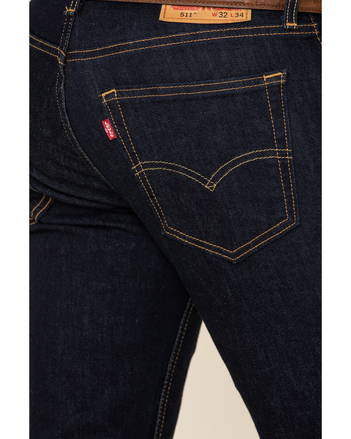 black stretch levis