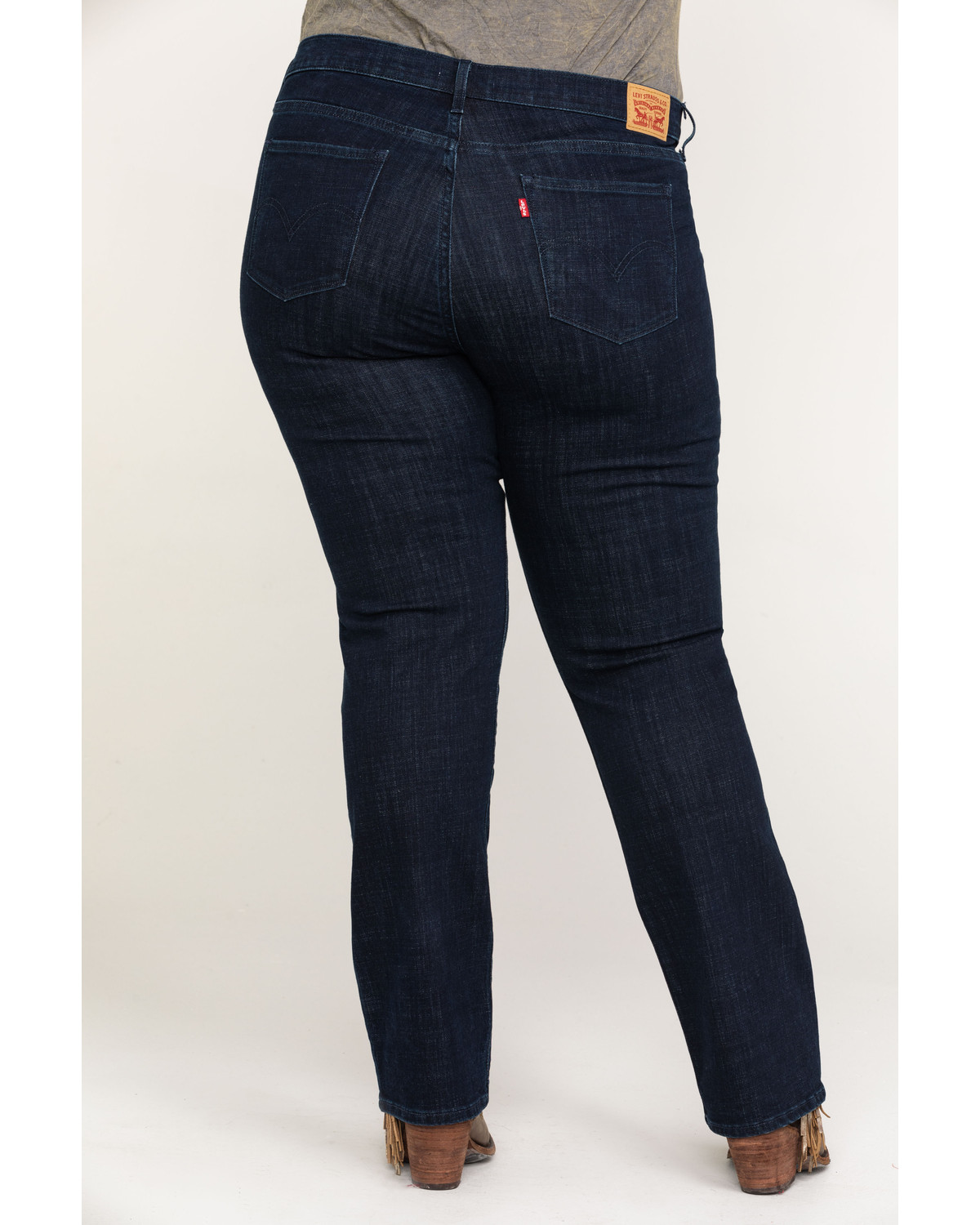 levi's classic straight jeans
