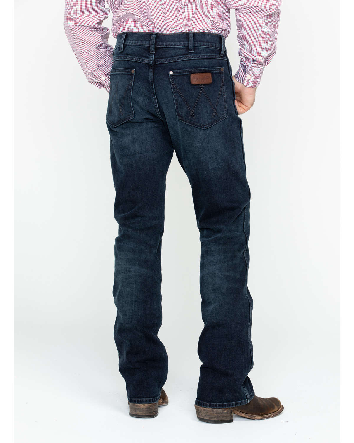 wrangler men's relaxed fit stretch jeans