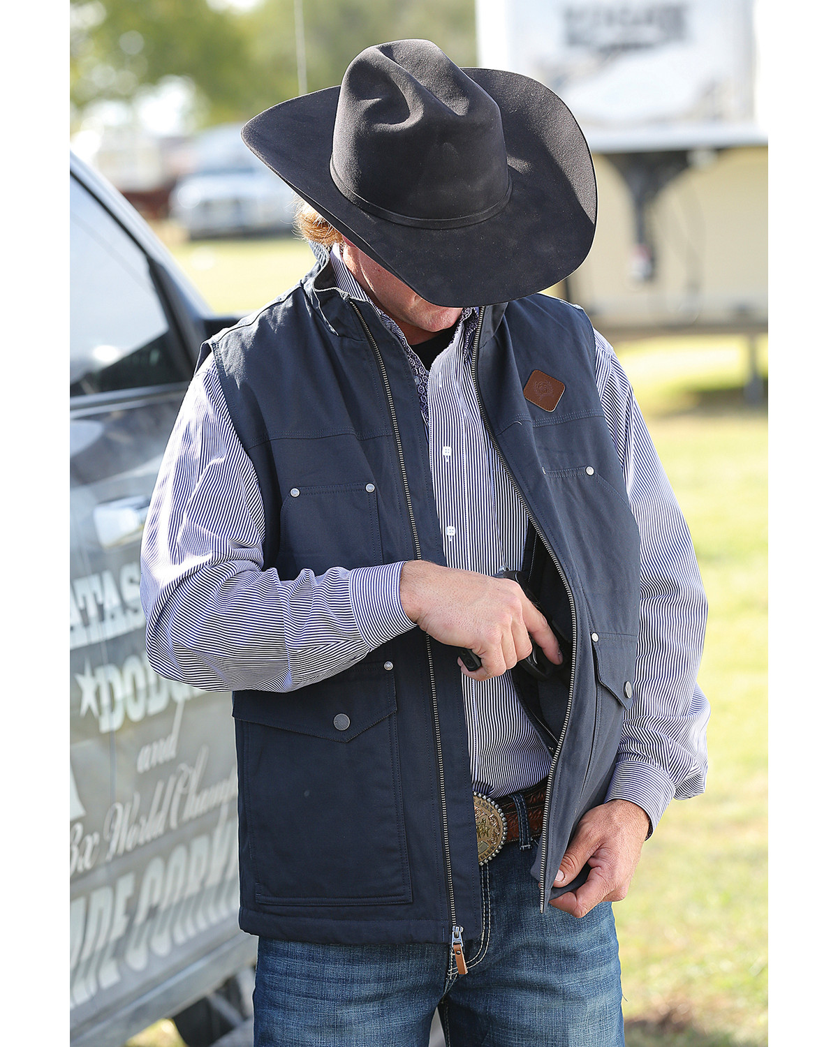Cinch Men's Black Canvas Concealed Carry Vest | Sheplers